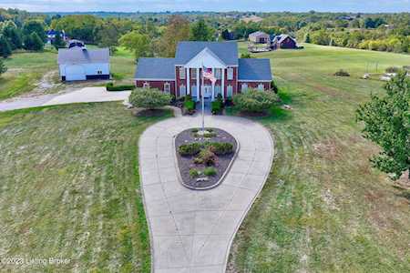20 Fawn Ct Taylorsville, KY 40071