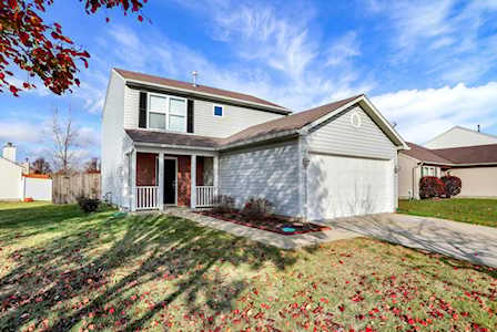 1576 Carlton Dr Greenfield, IN 46140