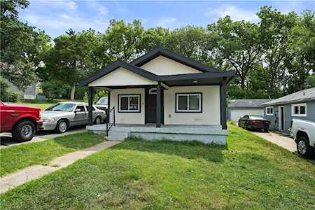 3821 Monroe Ave Kansas City, MO 64128