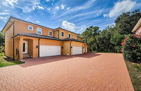 1954 Freedom Dr Clearwater, FL 33755