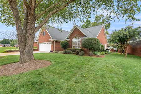 2161 Water Oak Ln Gastonia, NC 28056