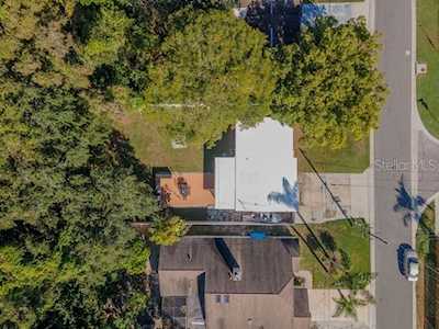3 Freshwater Dr Palm Harbor, FL 34684