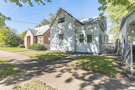 2117 W Proctor St Peoria, IL 61605
