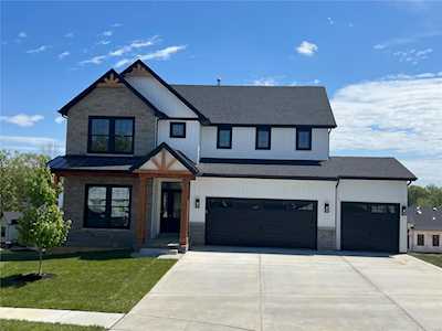102 Copper Stone Point Wentzville, MO 63385