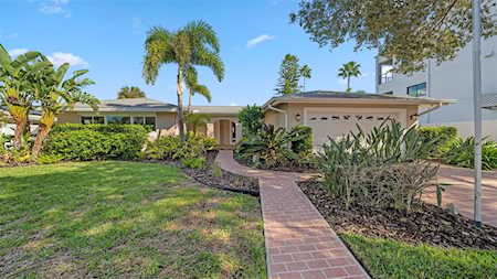 113 Windward ISLAND Clearwater, FL 33767