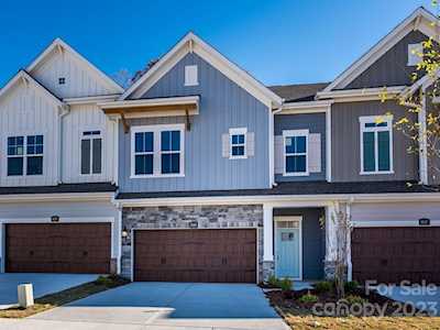 9043 Charles Francis Ln Cornelius, NC 28031