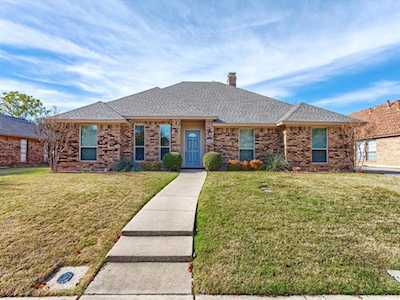 2205 Deep Valley Drive McKinney, TX 75071