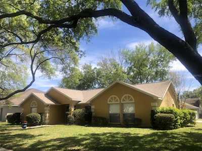 1603 Powder Ridge Dr Valrico, FL 33594
