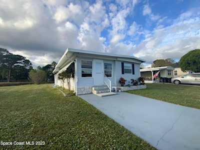 1067 Moonlight Court Palm Bay, FL 32907