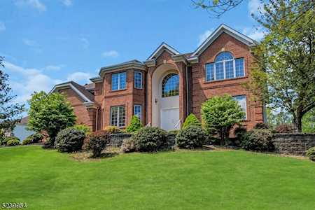 15 Green Mountain Dr Bernards Twp., NJ 07920