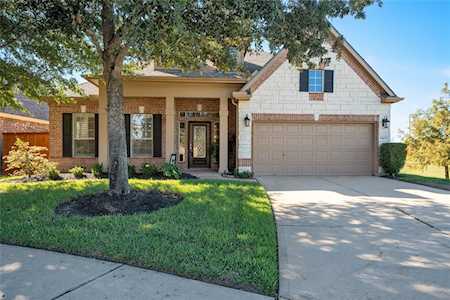 9323 Lake Texoma Circle Cypress, TX 77433