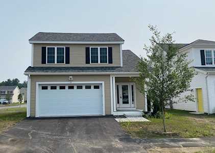 27 Tea Party Circle #577 Holden, MA 01520