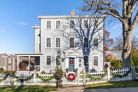 37 Mt. Pleasant St. #2 Rockport, MA 01966