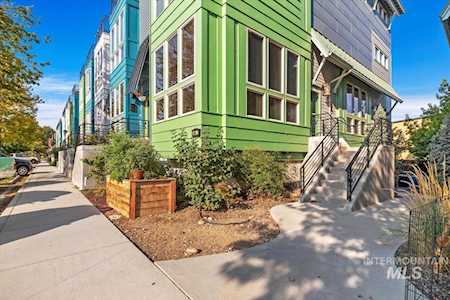 464 E Thurman Mill St Garden City, ID 83714
