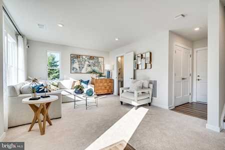 14182 Gypsum Loop Chantilly, VA 20151