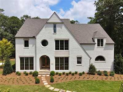 679 Moores Mill Road NW Atlanta, GA 30327