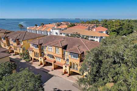 260 Seagate Ct Dunedin, FL 34698