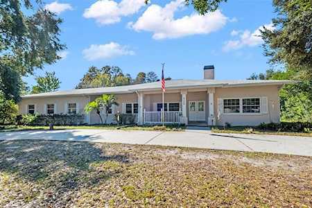 9344 Dantel Dr New Port Richey, FL 34654