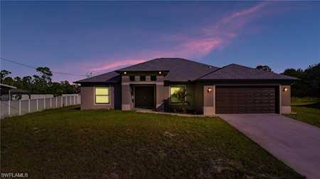 804 Hibiscus Ave Lehigh Acres, FL 33972