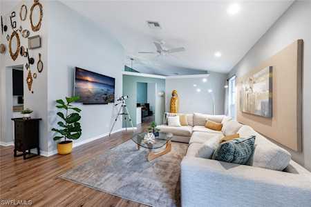 3166 Carriage Circle Naples, FL 34105