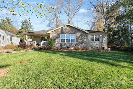 3239 Pinehurst Place Charlotte, NC 28209