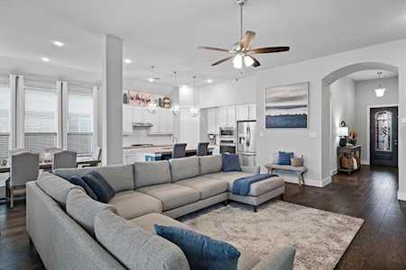 1824 Campground Way Aubrey, TX 76227