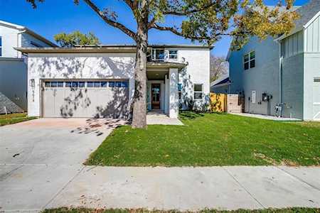 5618 Oaks Lane Westworth Village, TX 76114