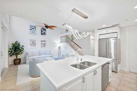 441 S 4th Ave #304 Naples, FL 34102