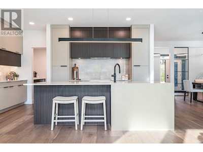 433 Morningview Drive Drive Coldstream, BC V1B0B5