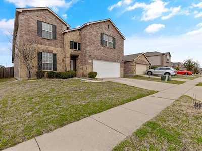 7549 Berrenda Drive Fort Worth, TX 76131