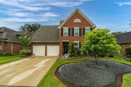 14423 Shannon Ridge Rd Houston, TX 77062