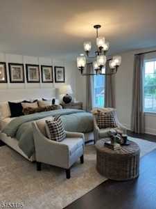 58 Whitney Ave Morris Plains Boro, NJ 07950