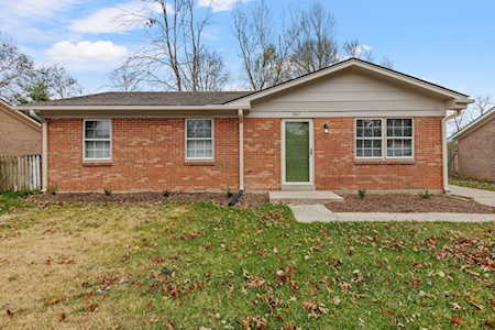 3817 Sundart Dr Lexington, KY 40517