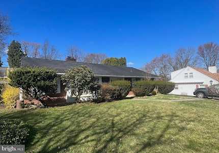 104 Furlong Ave Newtown Square, PA 19073