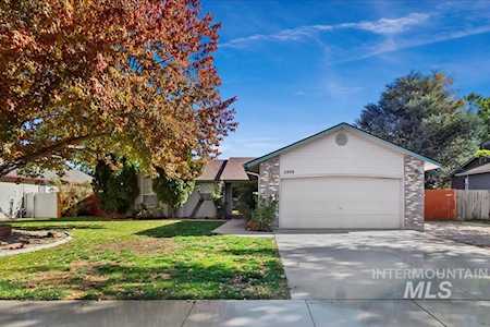 2490 N Victor Way Meridian, ID 83646