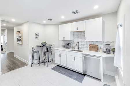 106 Glenway St #3 Boston, MA 02121