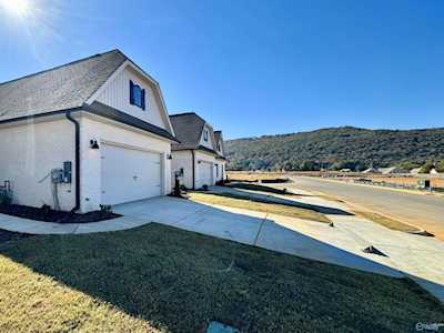7525 Doris Ruth Drive Owens Cross Roads, AL 35763