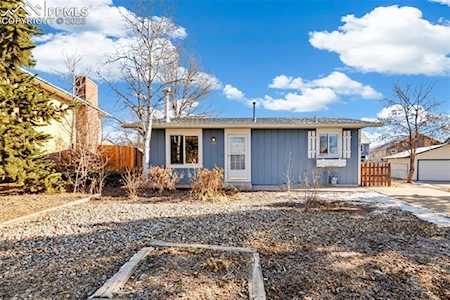 2065 Shawnee Drive Colorado Springs, CO 80915