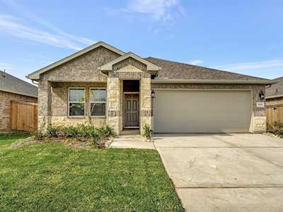 3203 Tranquillity Dr Texas City, TX 77591