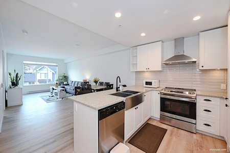 20487 65 Avenue #B305 Langley, BC V2Y 3K5