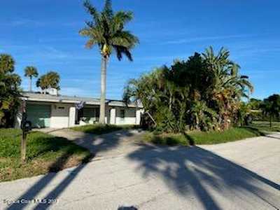 130 W Osceola Lane Cocoa Beach, FL 32931
