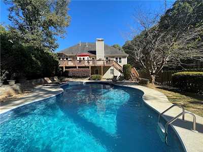 2699 Moon Cabin Drive Powder Springs, GA 30127