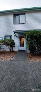 1820 SW 318th Place #26B Federal Way, WA 98023