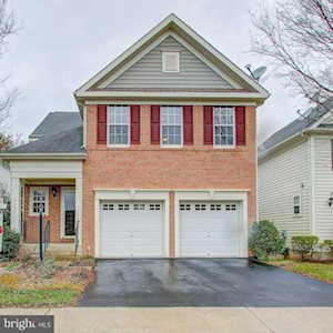 6746 Sycamore Park Dr Haymarket, VA 20169