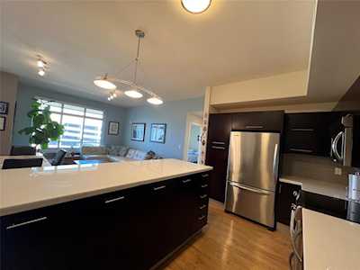 603 Davis ST #902 Austin, TX 78701