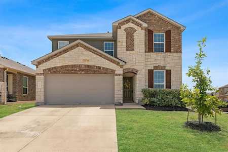 237 Palm DR Buda, TX 78610