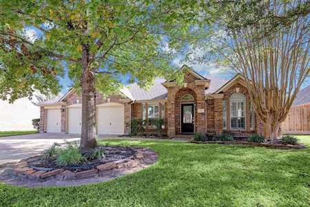 7 Tartan Ct Conroe, TX 77301