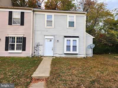 8 Chinaberry Ln Indian Head, MD 20640