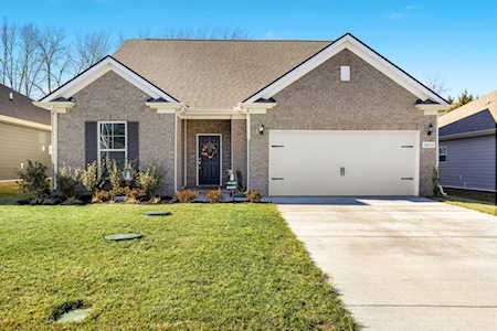 2832 Campanella Dr S Murfreesboro, TN 37128