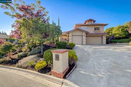 4304 Nottingham Dr Danville, CA 94506